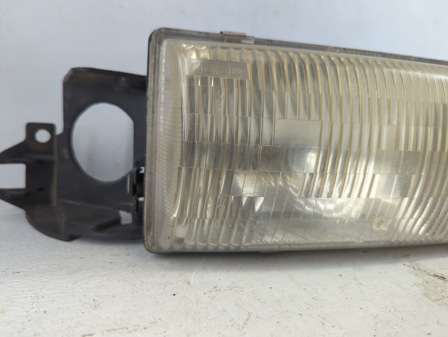1992-1996 Buick Roadmaster Driver Left Oem Head Light Headlight Lamp - Oemusedautoparts1.com