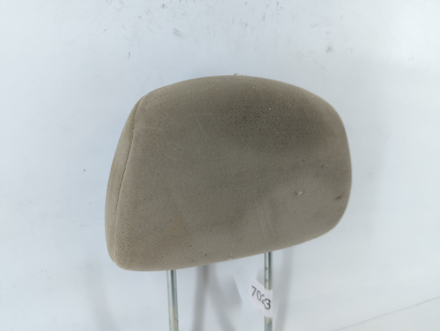 2006-2010 Chevrolet Cobalt Headrest Head Rest Front Driver Passenger Seat Fits Fits 2006 2007 2008 2009 2010 OEM Used Auto Parts - Oemusedautoparts1.com