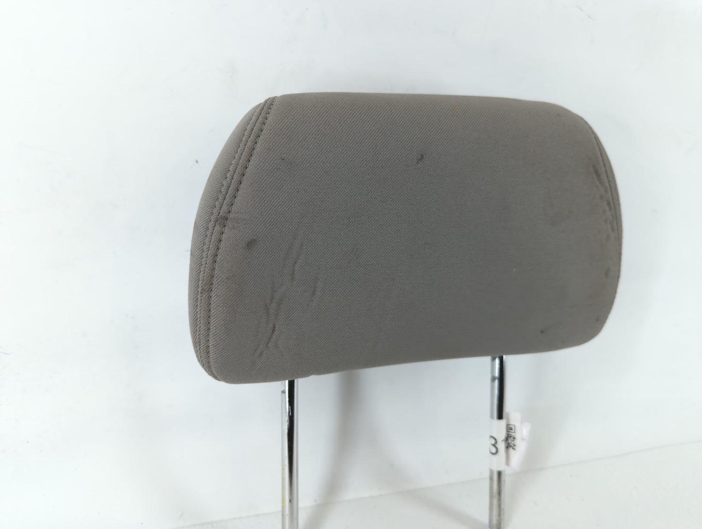 2008-2009 Saturn Aura Headrest Head Rest Rear Seat Fits Fits 2008 2009 OEM Used Auto Parts - Oemusedautoparts1.com