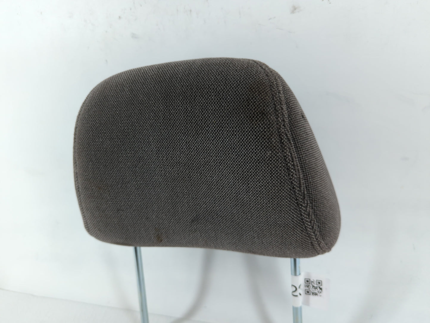 2002-2005 Chevrolet Malibu Headrest Head Rest Front Driver Passenger Seat Fits Fits 2002 2003 2004 2005 OEM Used Auto Parts - Oemusedautoparts1.com