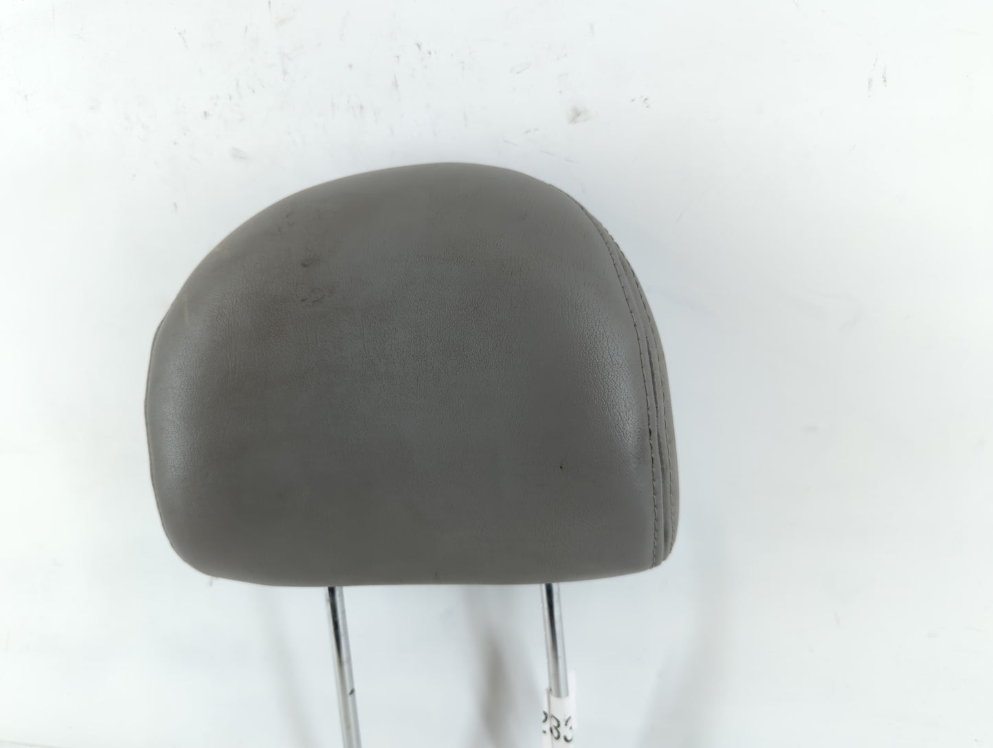 2002-2007 Saturn Vue Headrest Head Rest Front Driver Passenger Seat Fits Fits 2002 2003 2004 2005 2006 2007 OEM Used Auto Parts - Oemusedautoparts1.com