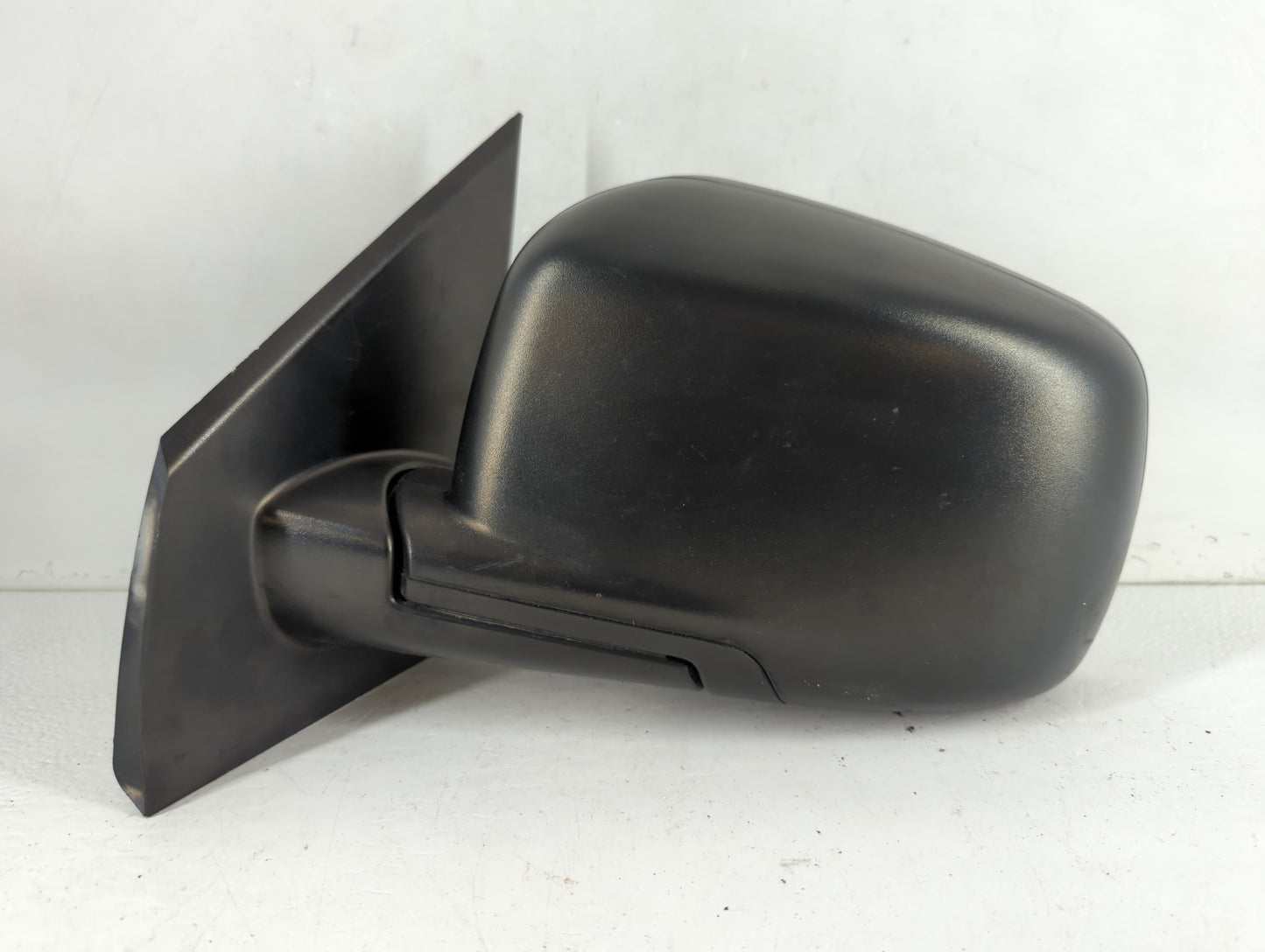 2011 Dodge Journey Side Mirror Replacement Driver Left View Door Mirror P/N:50968 05076885AE Fits OEM Used Auto Parts - Oemusedautoparts1.com