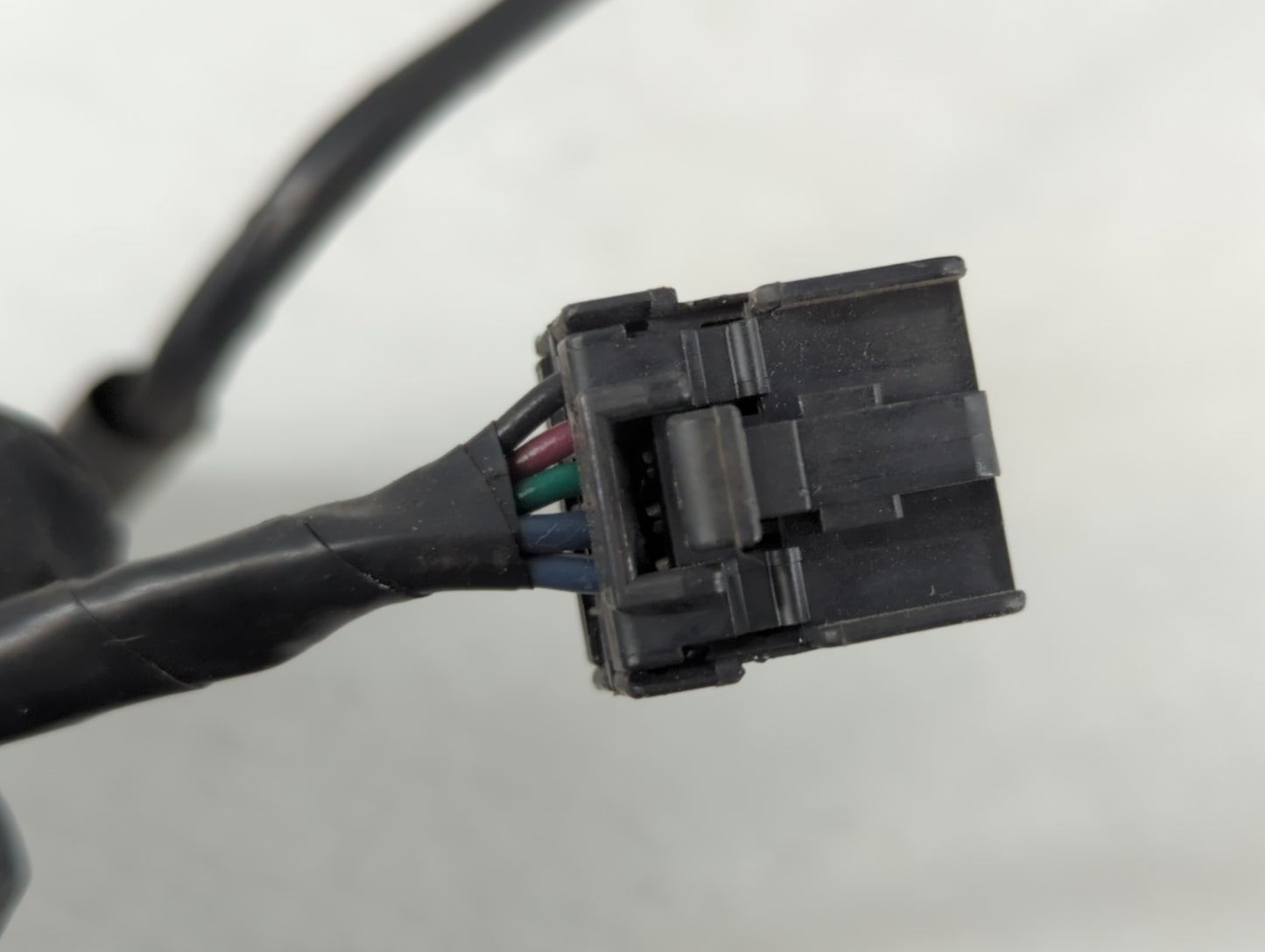 2011 Dodge Journey Side Mirror Replacement Driver Left View Door Mirror P/N:50968 05076885AE Fits OEM Used Auto Parts - Oemusedautoparts1.com