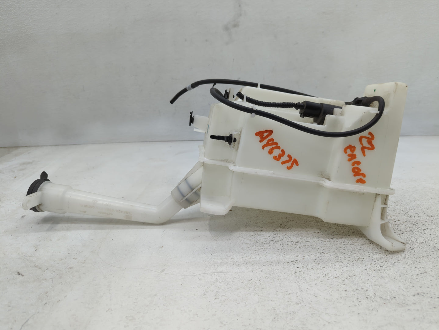 2022 Buick Encore Windshield Washer Fluid Reservoir Bottle Oem - Oemusedautoparts1.com