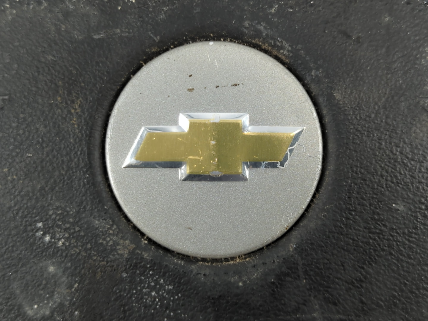 2005 Chevrolet Cobalt Air Bag Driver Left Steering Wheel Mounted P/N:BAM-PT1-1104 30373122B Fits OEM Used Auto Parts - Oemusedautoparts1.com