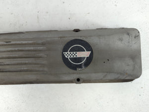 1984 Chevrolet Corvette Passenger Right Cylinder Head Valve Cover P/N:14050 40RH 14050239 Fits OEM Used Auto Parts