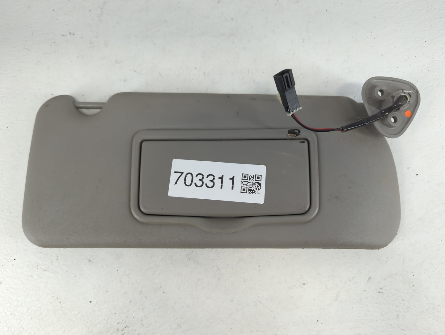 2004-2009 Cadillac Srx Sun Visor Shade Replacement Passenger Right Mirror Fits Fits 2004 2005 2006 2007 2008 2009 OEM Used Auto Parts - Oemusedautoparts1.com