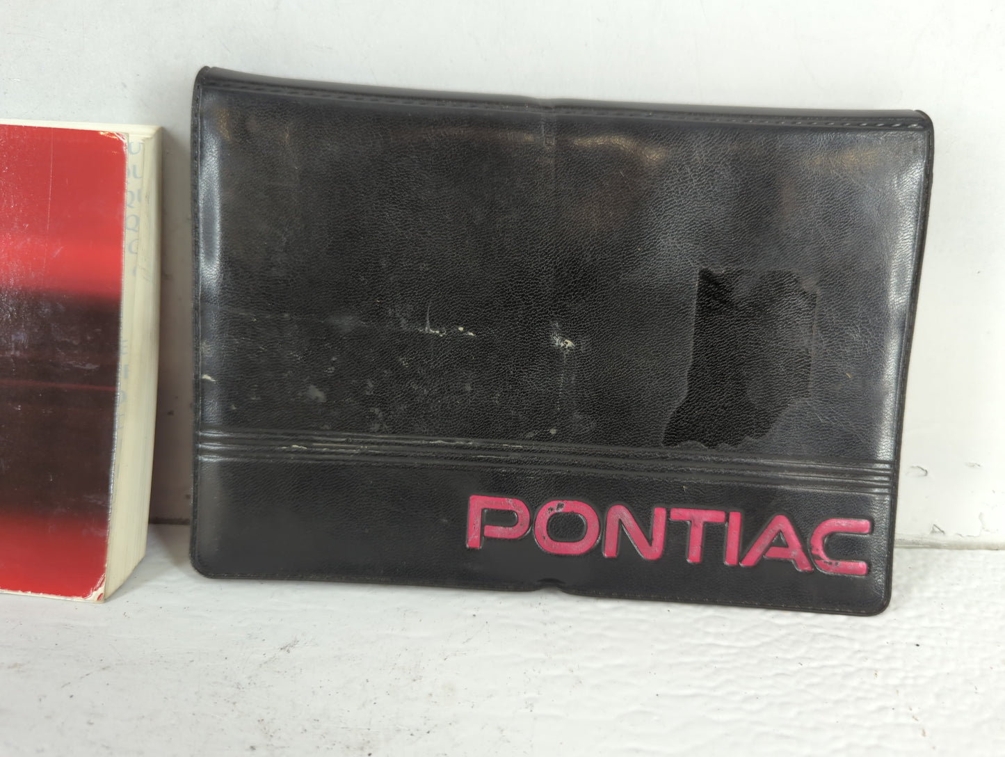 1999 Pontiac Grand Am Owners Manual Book Guide P/N:10409487 OEM Used Auto Parts - Oemusedautoparts1.com