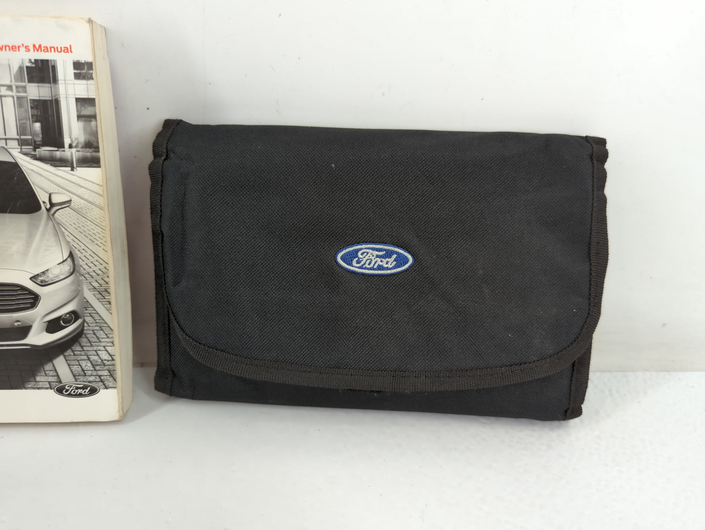 2014 Ford Fusion Owners Manual Book Guide P/N:EE5J 19A321 AA OEM Used Auto Parts - Oemusedautoparts1.com