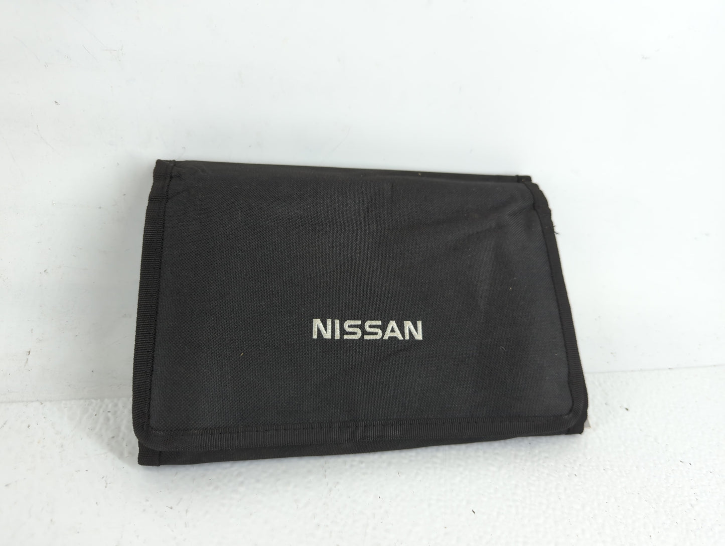 2017 Nissan Sentra Owners Manual Book Guide P/N:OM17EM 0B17U1 OEM Used Auto Parts - Oemusedautoparts1.com