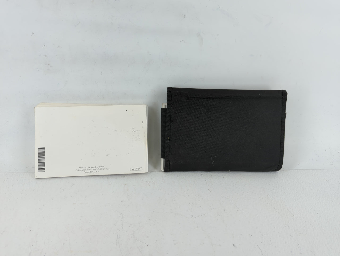 2017 Nissan Sentra Owners Manual Book Guide P/N:OM17EM 0B17U1 OEM Used Auto Parts - Oemusedautoparts1.com