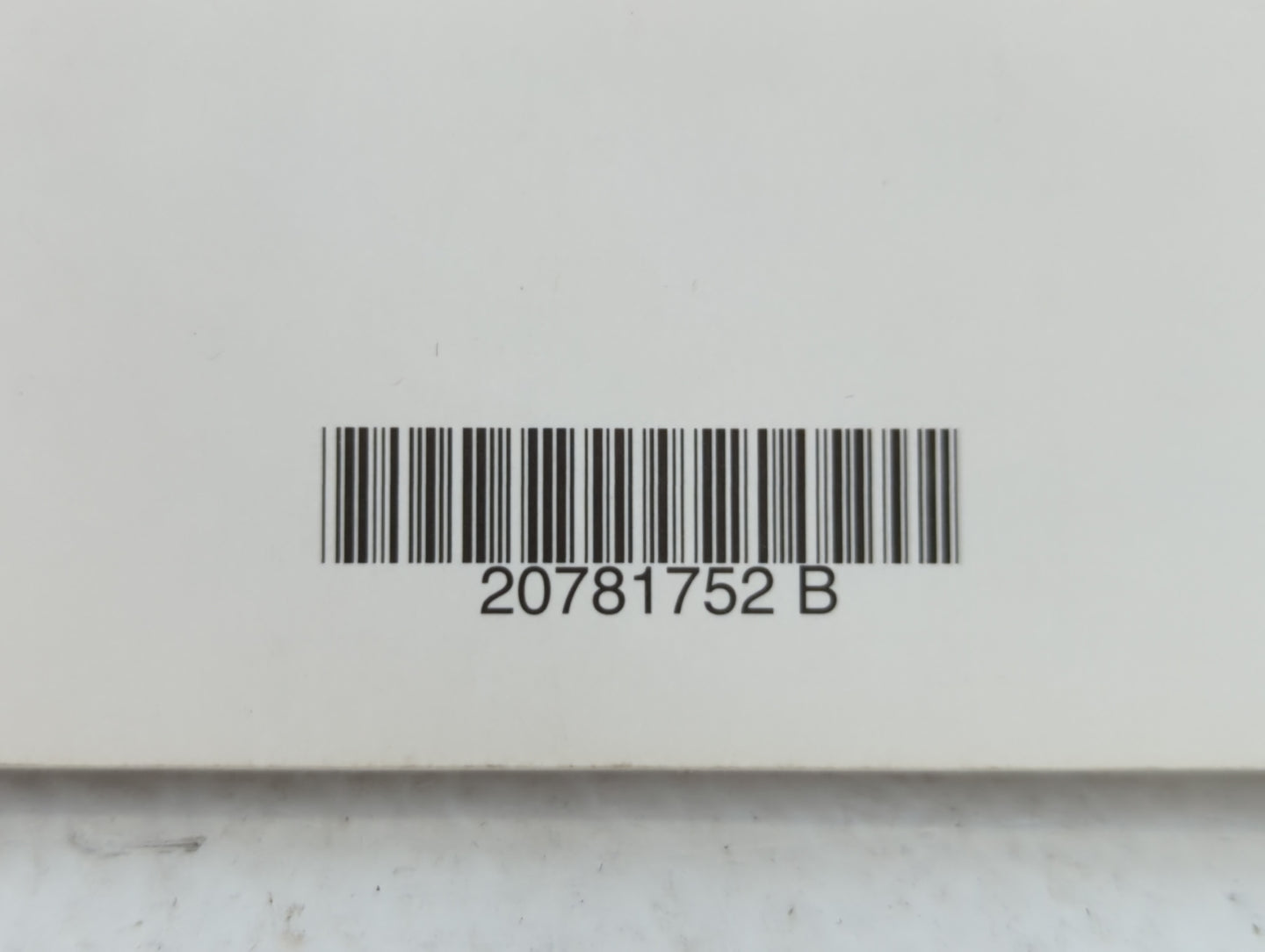 2011 Chevrolet Equinox Owners Manual Book Guide P/N:20781752 B OEM Used Auto Parts - Oemusedautoparts1.com
