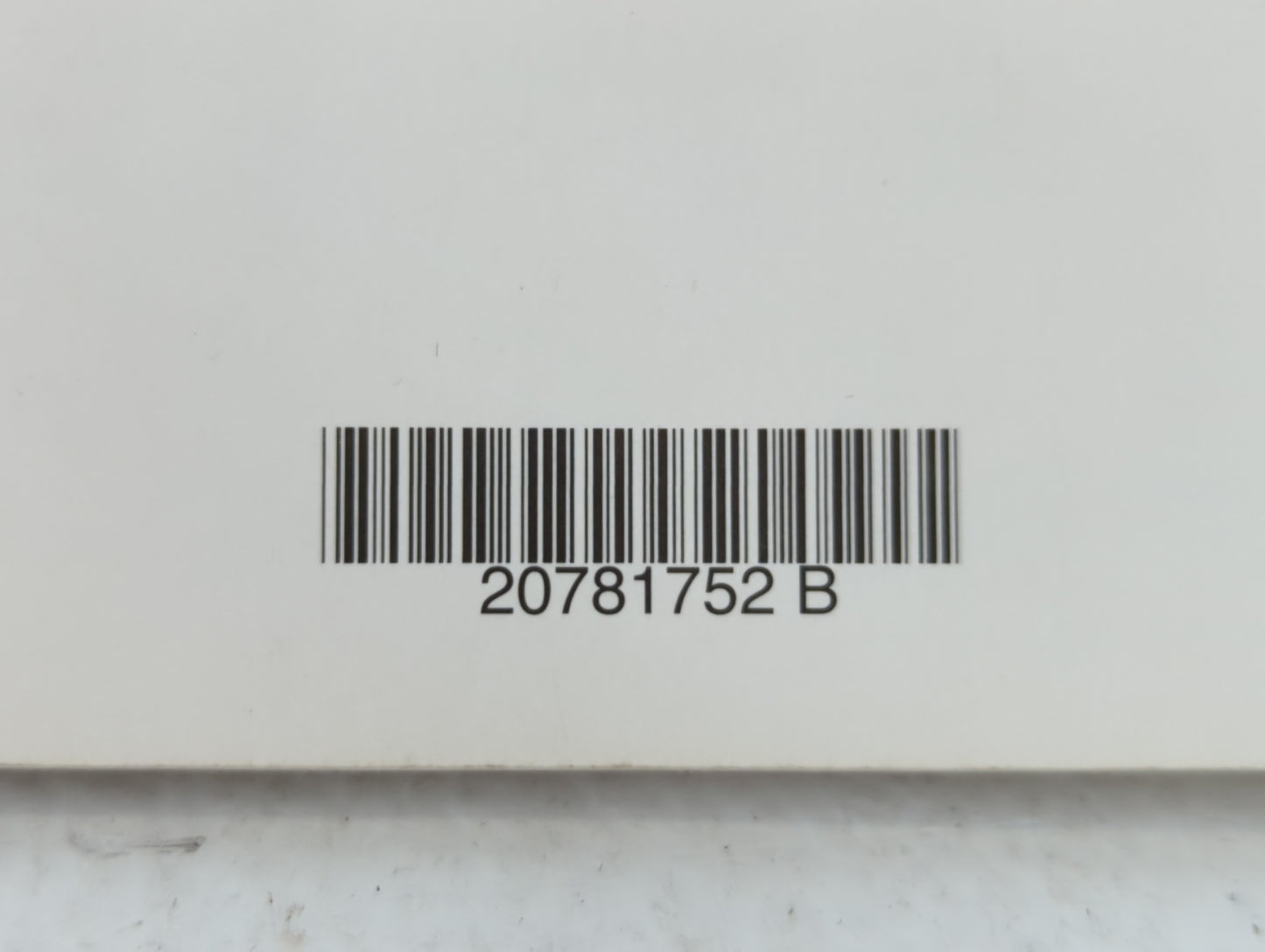 2011 Chevrolet Equinox Owners Manual Book Guide P/N:20781752 B OEM Used Auto Parts - Oemusedautoparts1.com