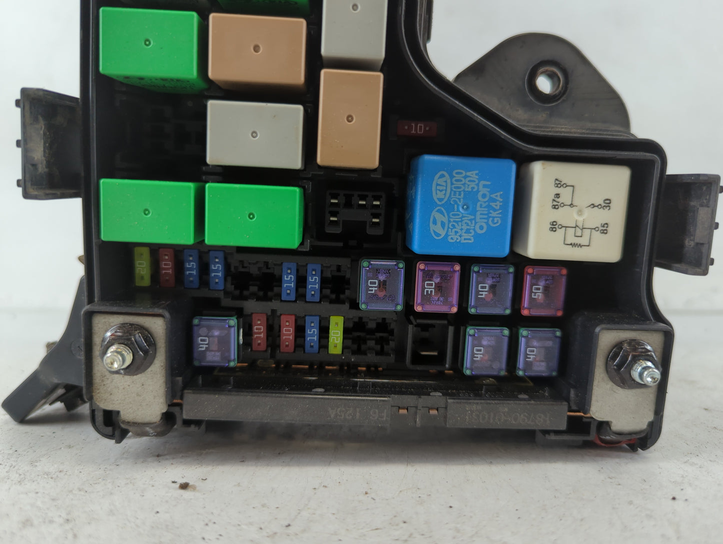 2012-2014 Hyundai Veloster Fusebox Fuse Box Panel Relay Module P/N:91236 2V011 Fits Fits 2012 2013 2014 OEM Used Auto Parts - Oemusedautoparts1.com