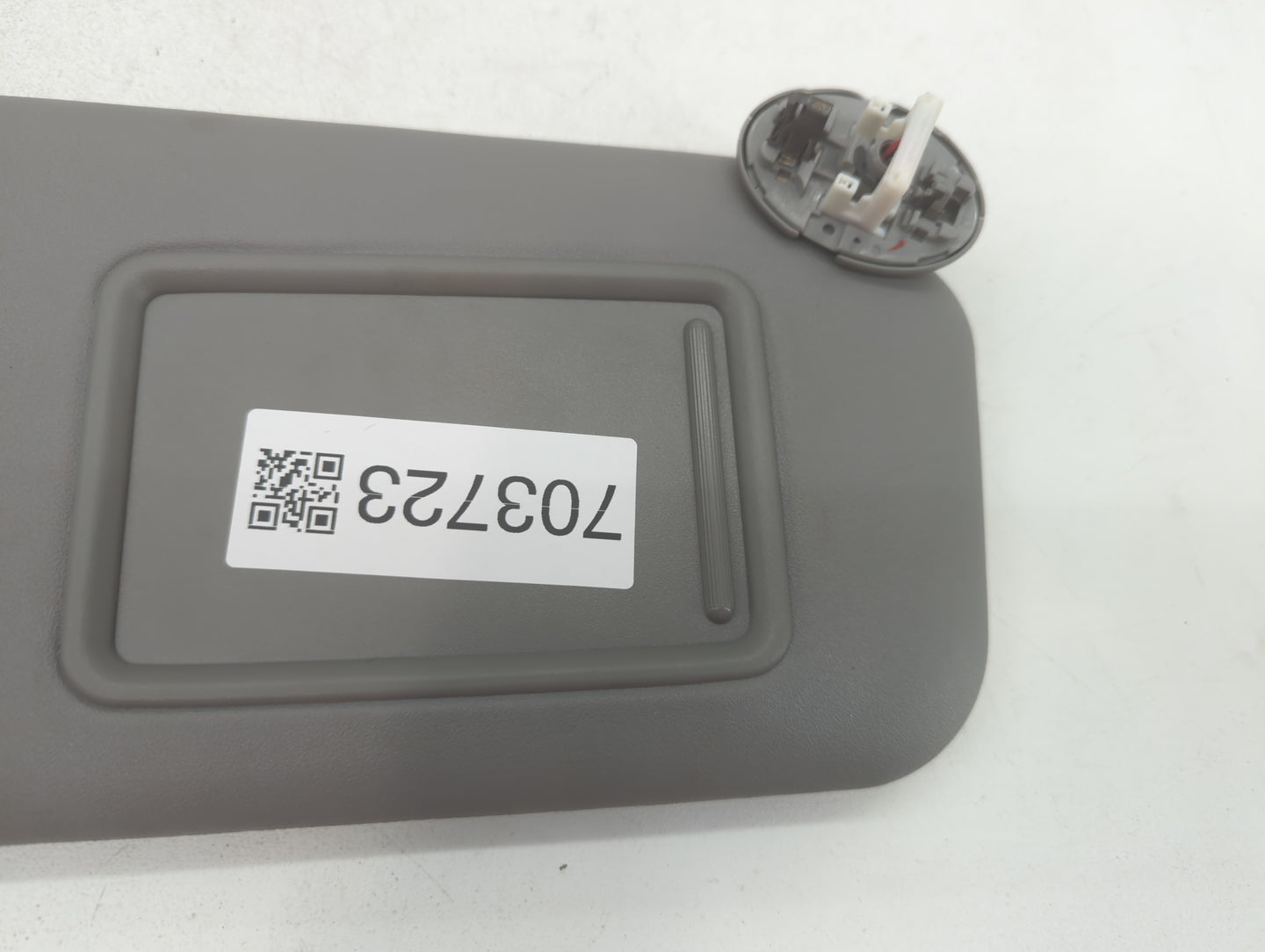 2006-2009 Toyota Rav4 Sun Visor Shade Replacement Passenger Right Mirror Fits Fits 2006 2007 2008 2009 OEM Used Auto Parts - Oemusedautoparts1.com