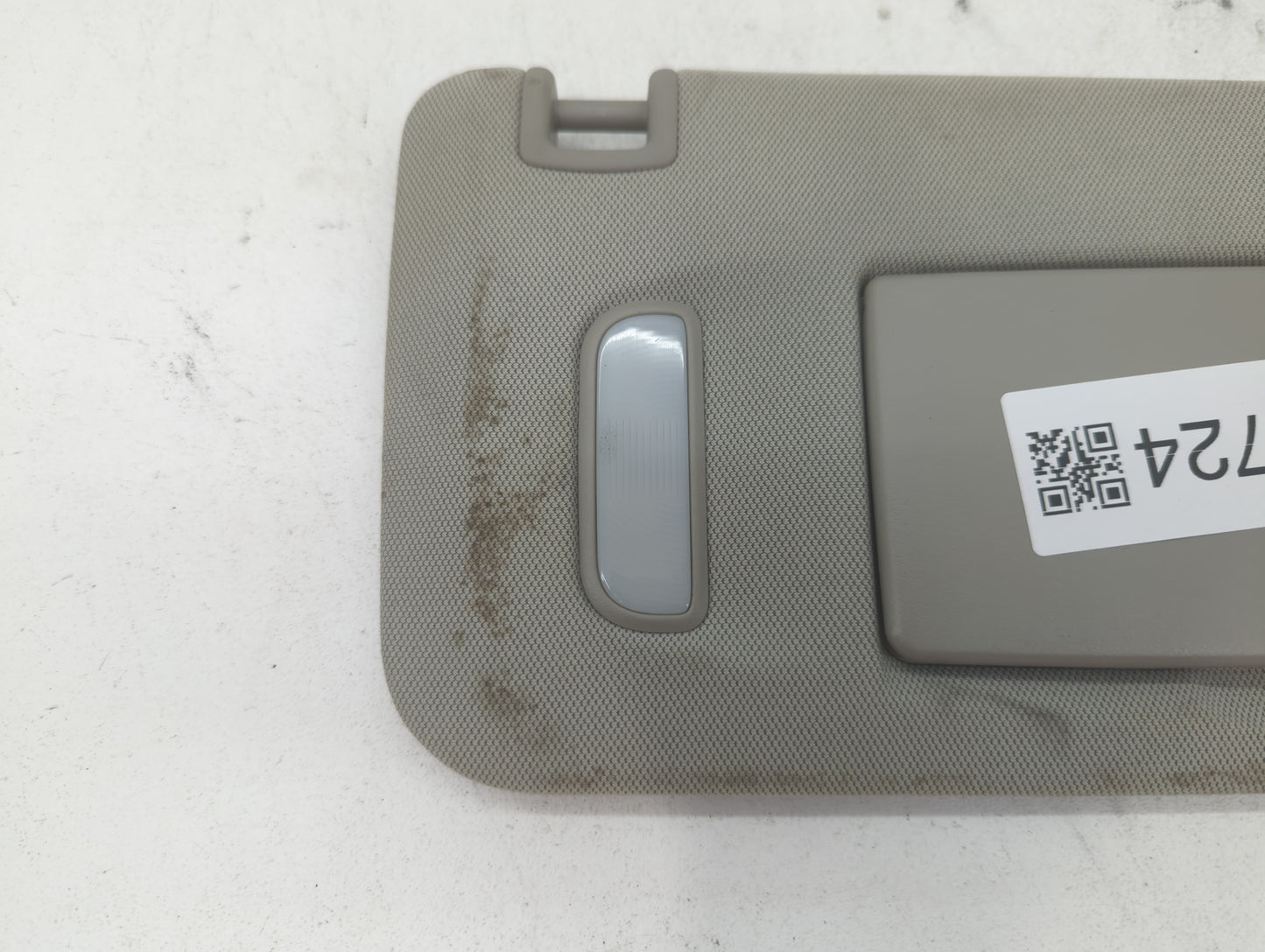 2010-2017 Chevrolet Equinox Sun Visor Shade Replacement Passenger Right Mirror Fits Fits 2010 2011 2012 2013 2014 2015 2016 2017 OEM Used Auto Parts - Oemusedautoparts1.com