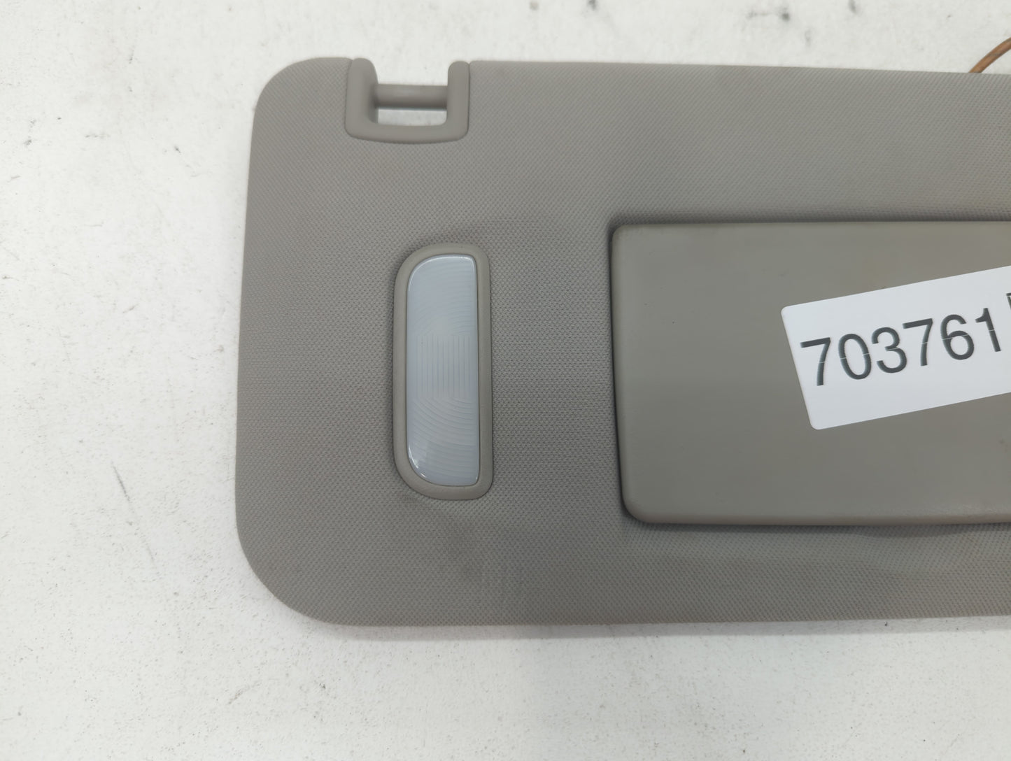 2011 Chevrolet Traverse Sun Visor Shade Replacement Passenger Right Mirror Fits OEM Used Auto Parts - Oemusedautoparts1.com