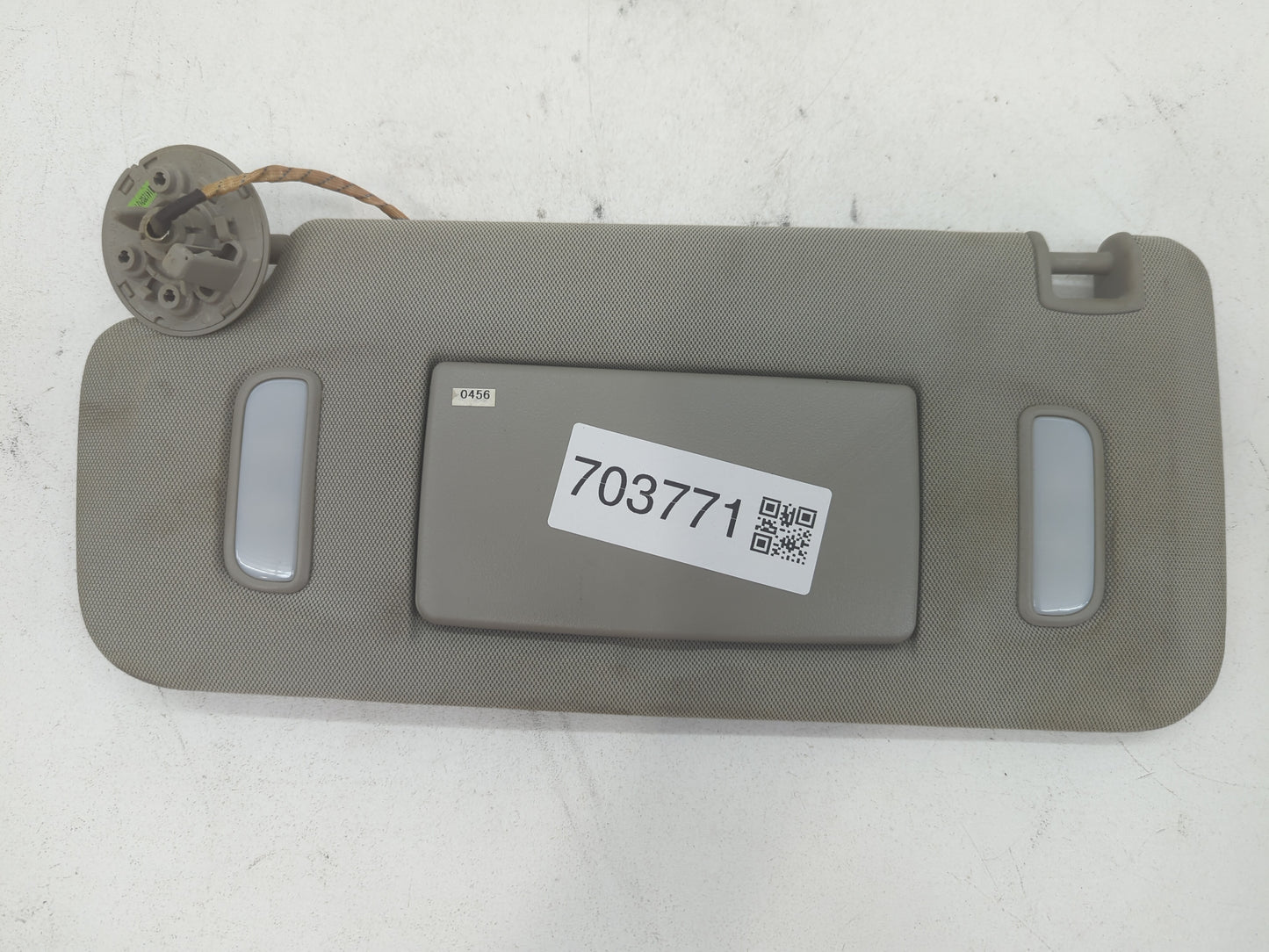 2013-2021 Buick Encore Sun Visor Shade Replacement Driver Left Mirror Fits Fits 2013 2014 2015 2016 2017 2018 2019 2020 2021 OEM Used Auto Parts - Oemusedautoparts1.com