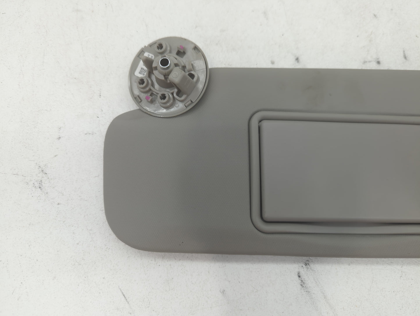 2011-2016 Chevrolet Cruze Sun Visor Shade Replacement Driver Left Mirror Fits Fits 2011 2012 2013 2014 2015 2016 OEM Used Auto Parts - Oemusedautoparts1.com