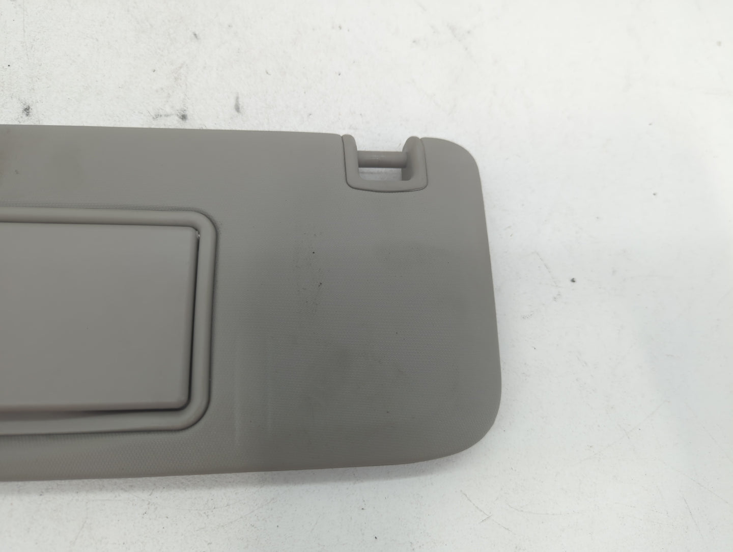 2011-2016 Chevrolet Cruze Sun Visor Shade Replacement Driver Left Mirror Fits Fits 2011 2012 2013 2014 2015 2016 OEM Used Auto Parts - Oemusedautoparts1.com
