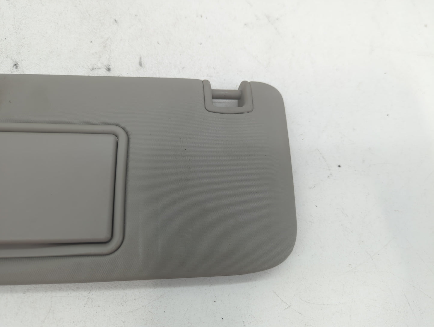 2011-2016 Chevrolet Cruze Sun Visor Shade Replacement Driver Left Mirror Fits Fits 2011 2012 2013 2014 2015 2016 OEM Used Auto Parts - Oemusedautoparts1.com