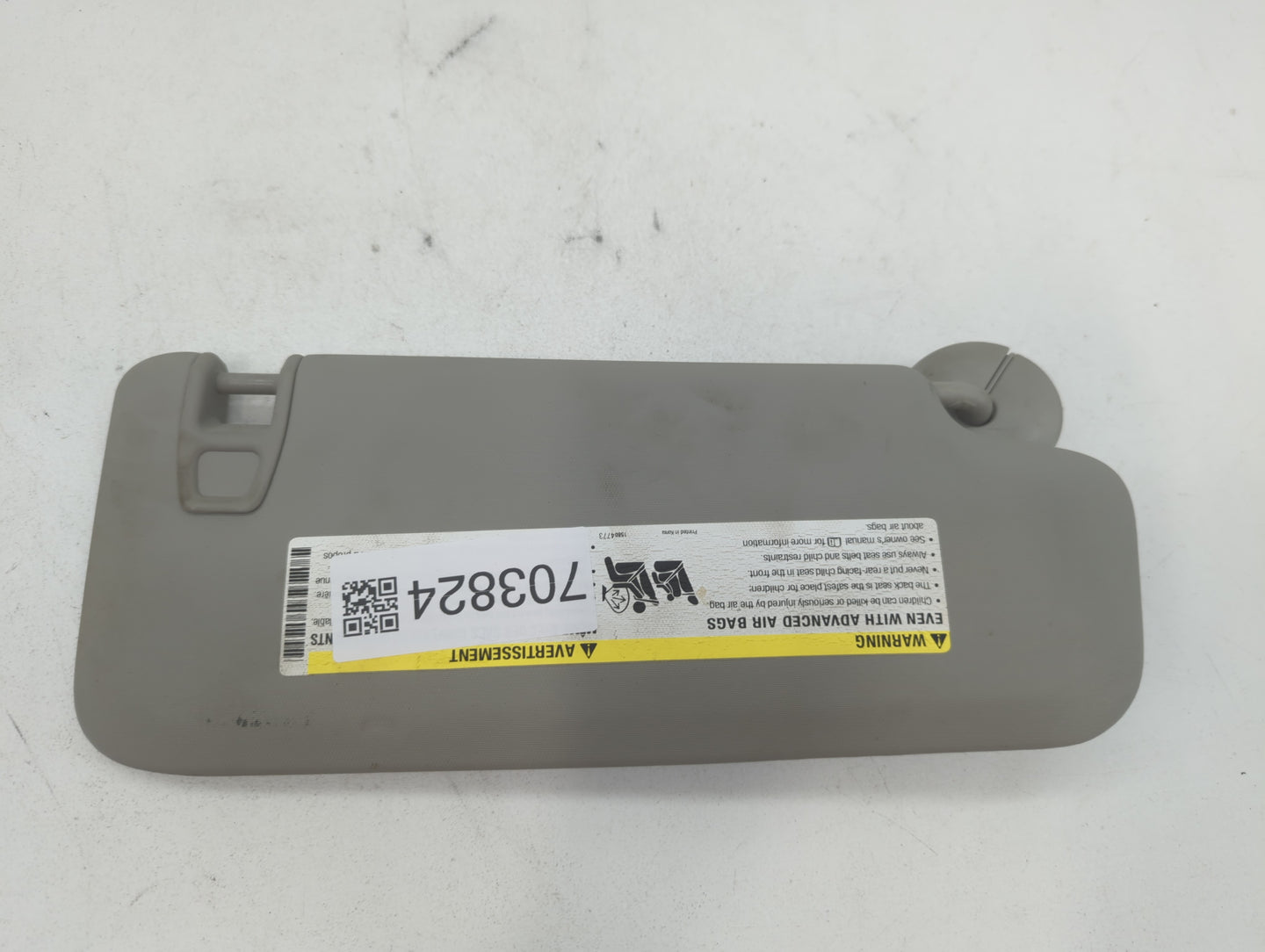 2011-2016 Chevrolet Cruze Sun Visor Shade Replacement Driver Left Mirror Fits Fits 2011 2012 2013 2014 2015 2016 OEM Used Auto Parts - Oemusedautoparts1.com