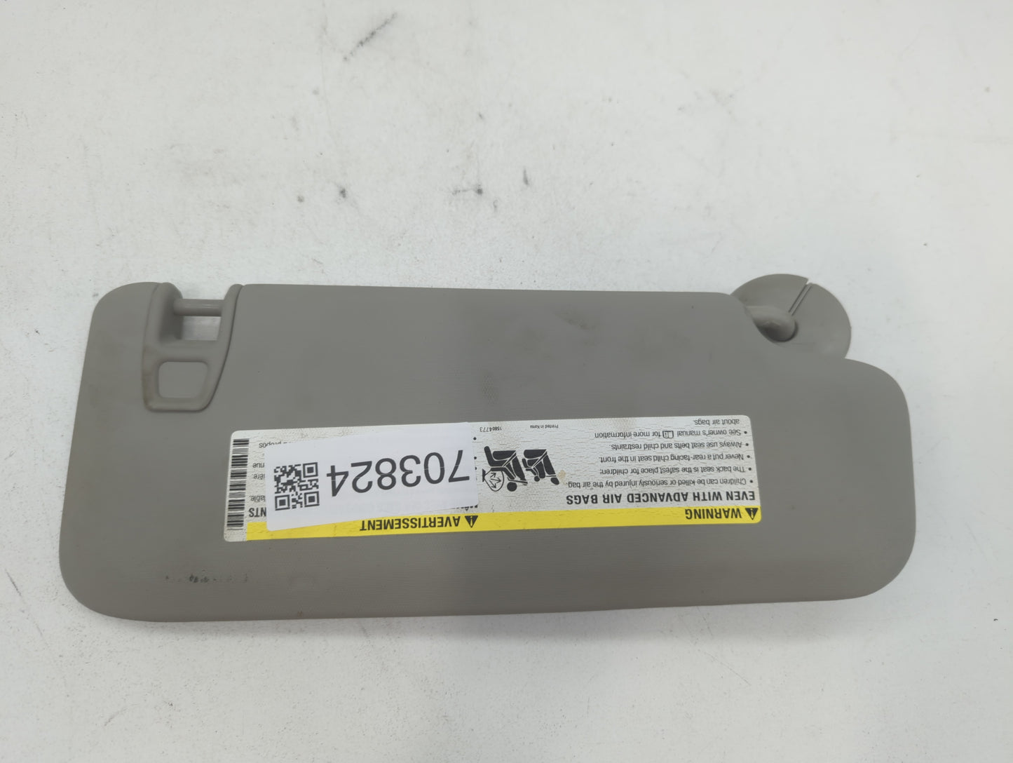 2011-2016 Chevrolet Cruze Sun Visor Shade Replacement Driver Left Mirror Fits Fits 2011 2012 2013 2014 2015 2016 OEM Used Auto Parts - Oemusedautoparts1.com