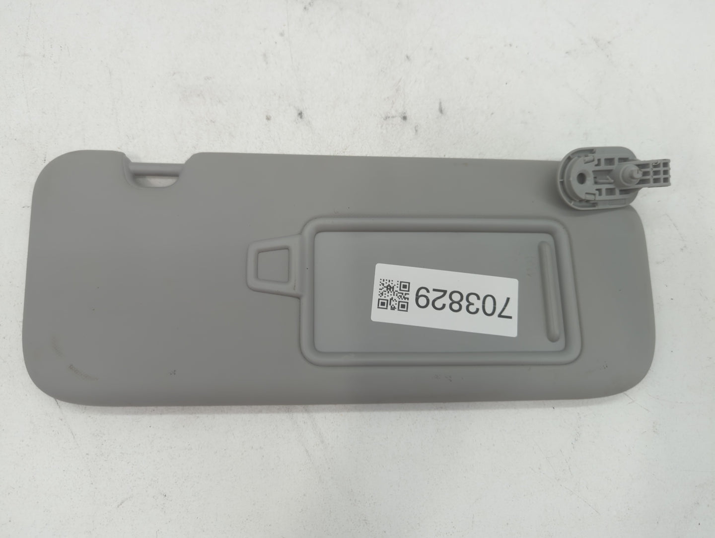 2021-2022 Hyundai Elantra Sun Visor Shade Replacement Passenger Right Mirror Fits Fits 2021 2022 OEM Used Auto Parts - Oemusedautoparts1.com
