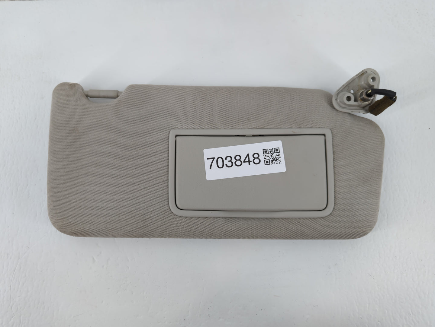 2010-2014 Subaru Legacy Sun Visor Shade Replacement Passenger Right Mirror Fits Fits 2010 2011 2012 2013 2014 OEM Used Auto Parts - Oemusedautoparts1.com