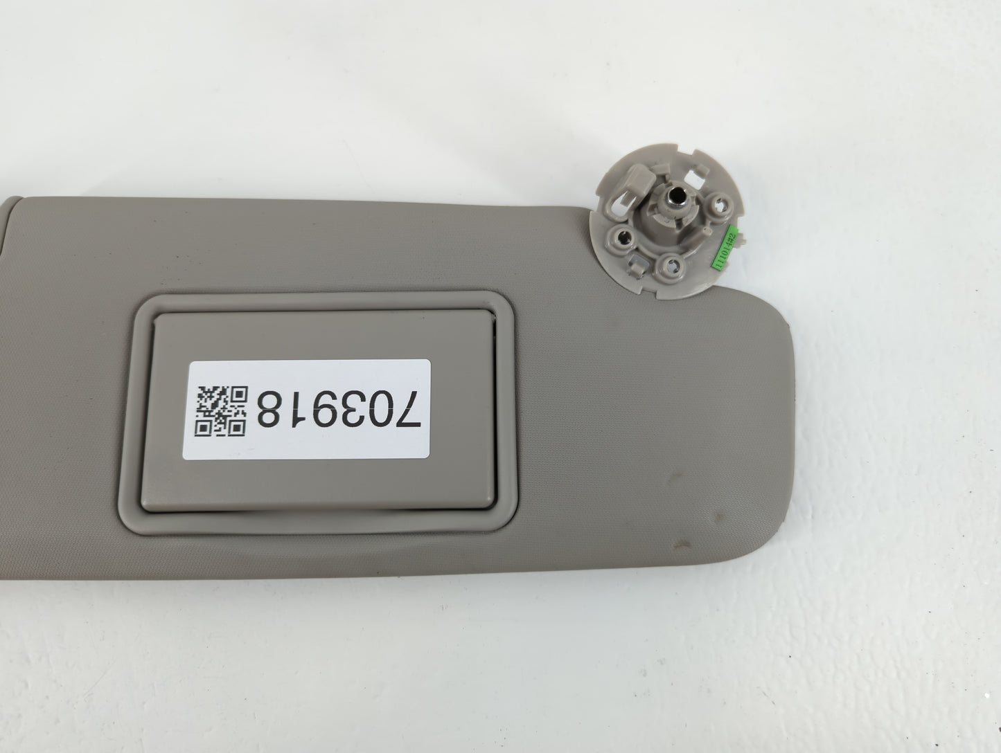 2011-2016 Chevrolet Cruze Sun Visor Shade Replacement Passenger Right Mirror Fits Fits 2011 2012 2013 2014 2015 2016 OEM Used Auto Parts - Oemusedautoparts1.com