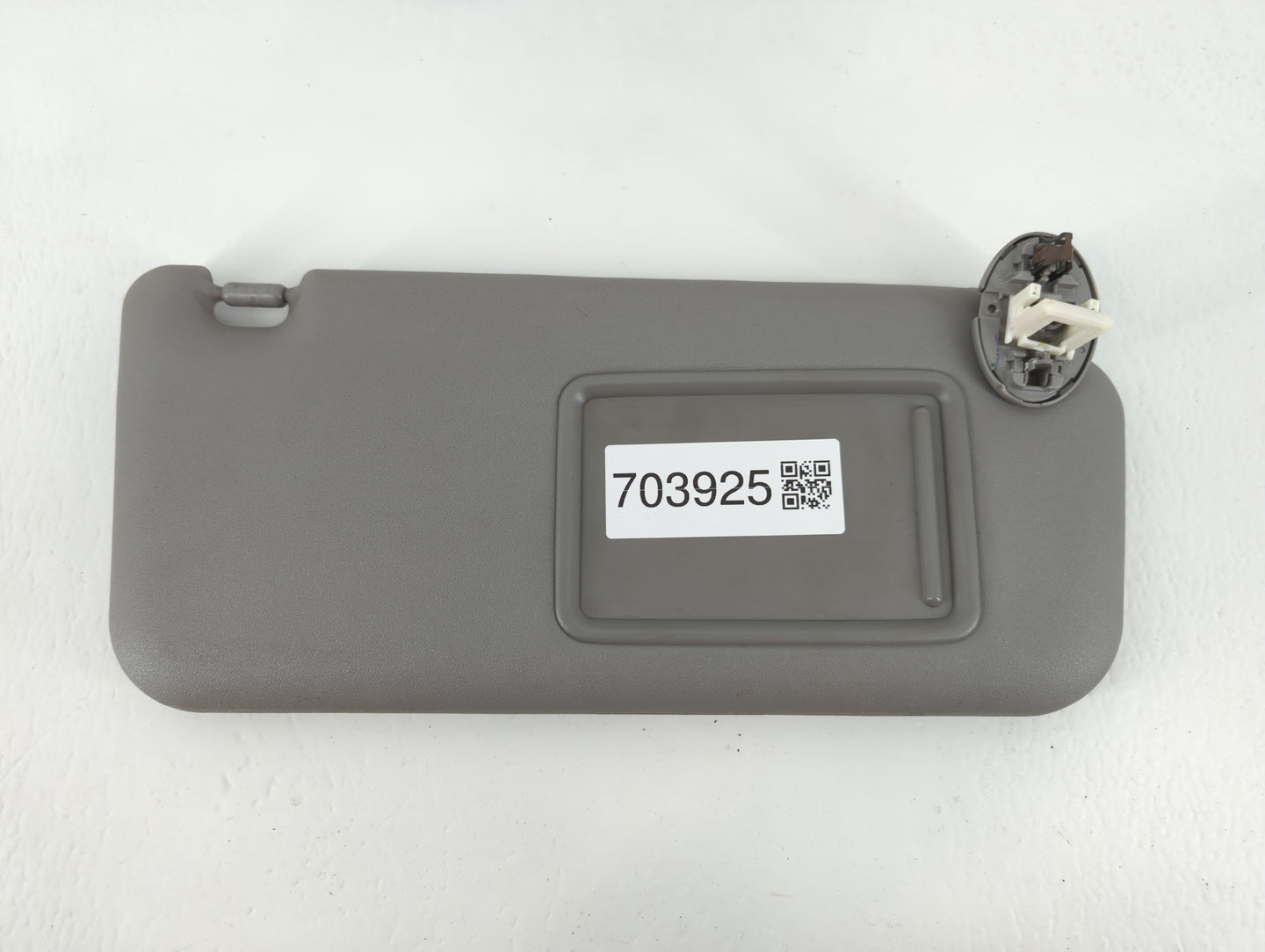 2006-2009 Toyota Rav4 Sun Visor Shade Replacement Passenger Right Mirror Fits Fits 2006 2007 2008 2009 OEM Used Auto Parts - Oemusedautoparts1.com