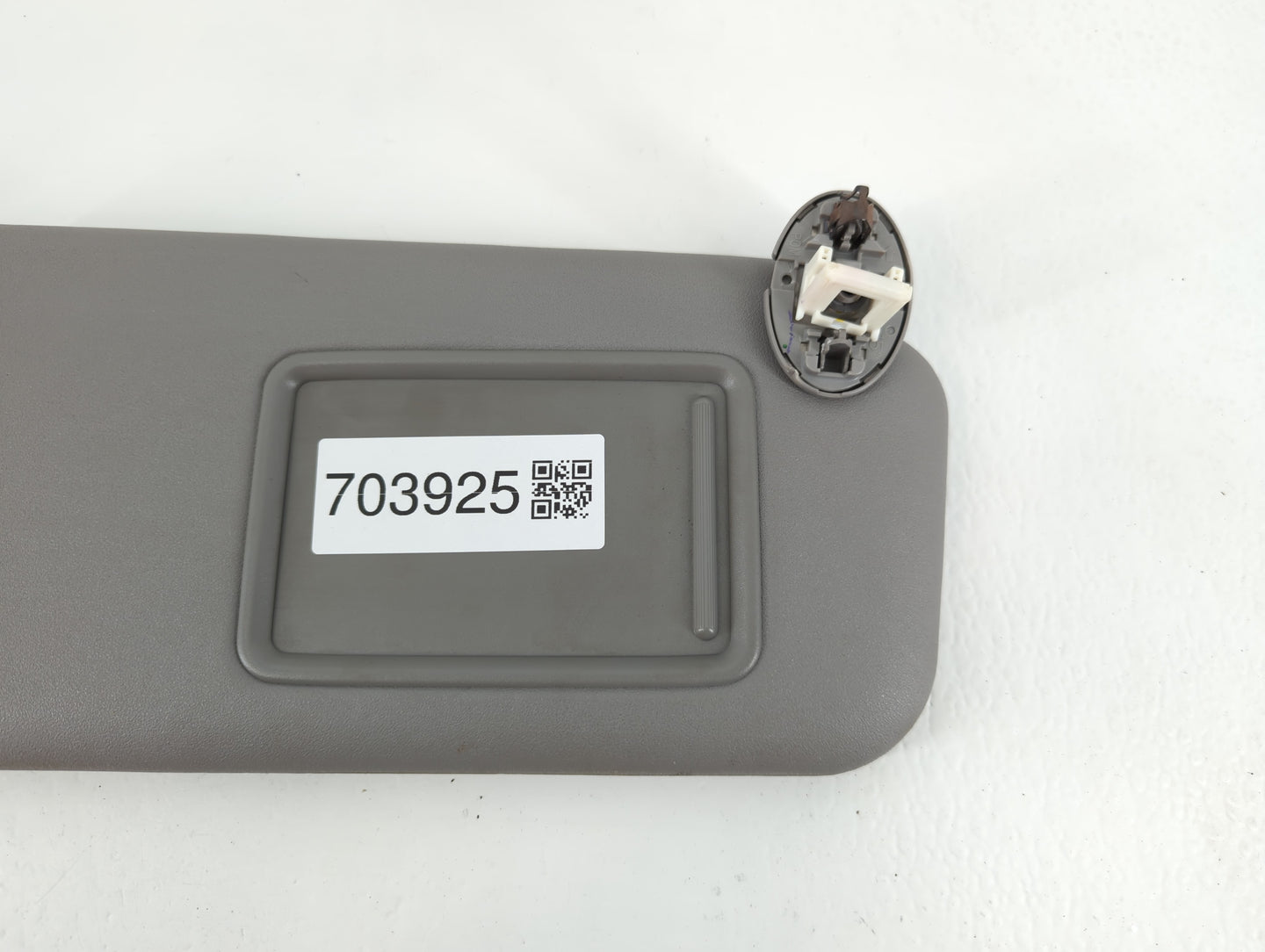 2006-2009 Toyota Rav4 Sun Visor Shade Replacement Passenger Right Mirror Fits Fits 2006 2007 2008 2009 OEM Used Auto Parts - Oemusedautoparts1.com