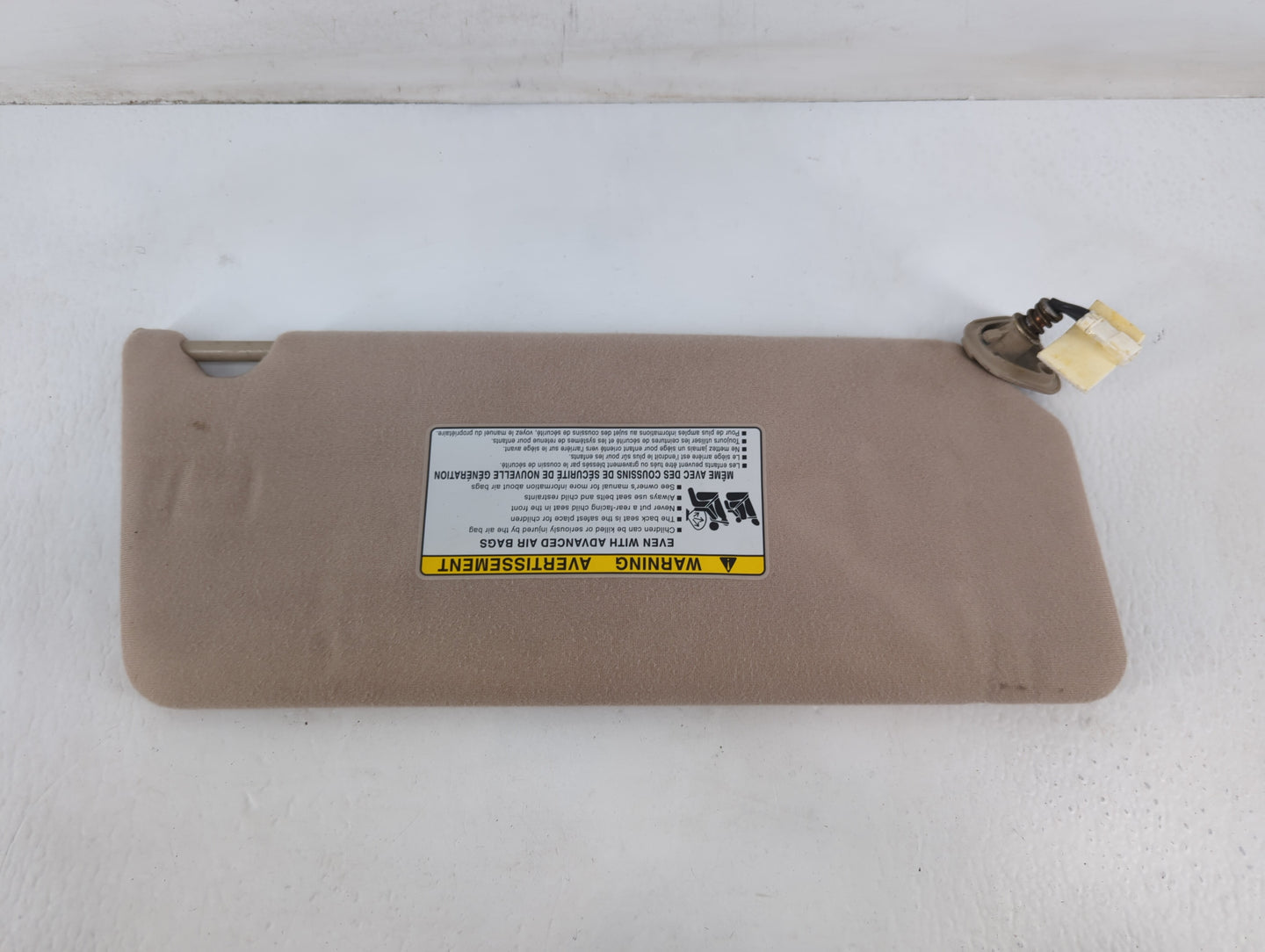 2002-2006 Toyota Camry Sun Visor Shade Replacement Driver Left Mirror Fits Fits 2002 2003 2004 2005 2006 OEM Used Auto Parts - Oemusedautoparts1.com
