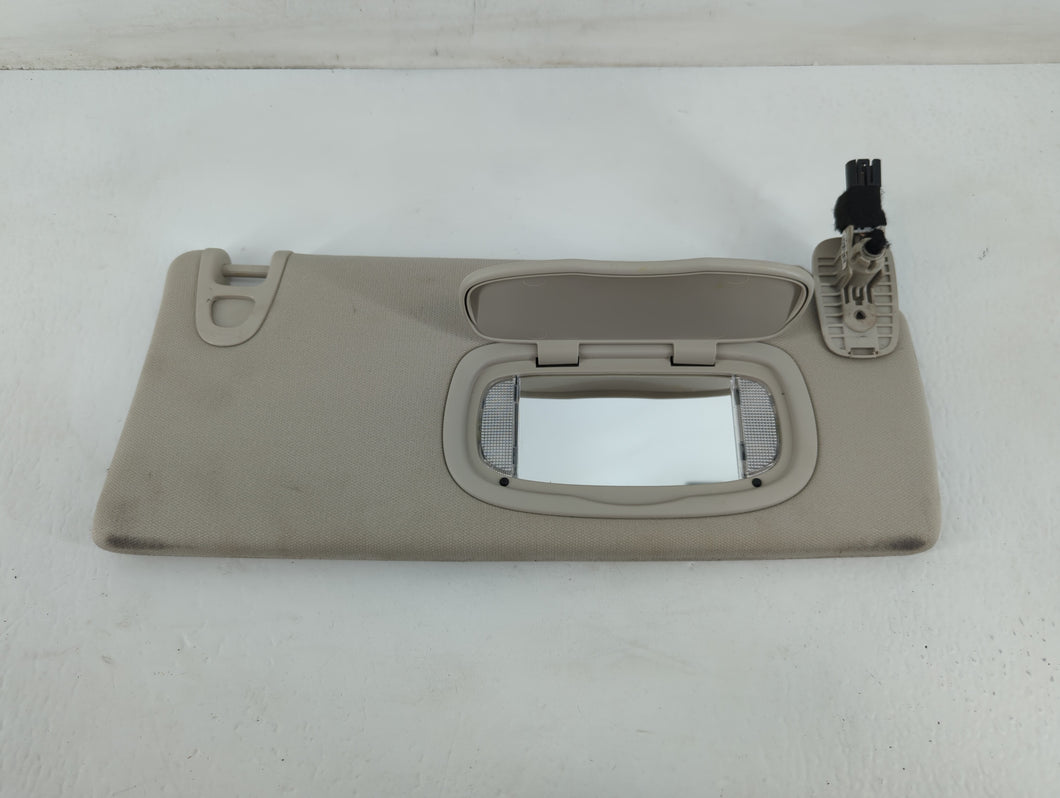 2014-2018 Jeep Cherokee Sun Visor Shade Replacement Passenger Right Mirror Fits Fits 2014 2015 2016 2017 2018 OEM Used Auto Parts