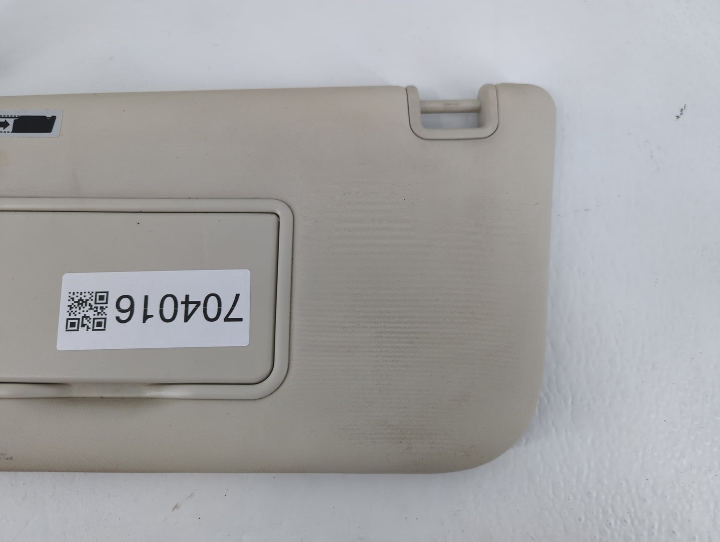 2013-2019 Ford Escape Sun Visor Shade Replacement Driver Left Mirror Fits Fits 2013 2014 2015 2016 2017 2018 2019 OEM Used Auto Parts - Oemusedautoparts1.com