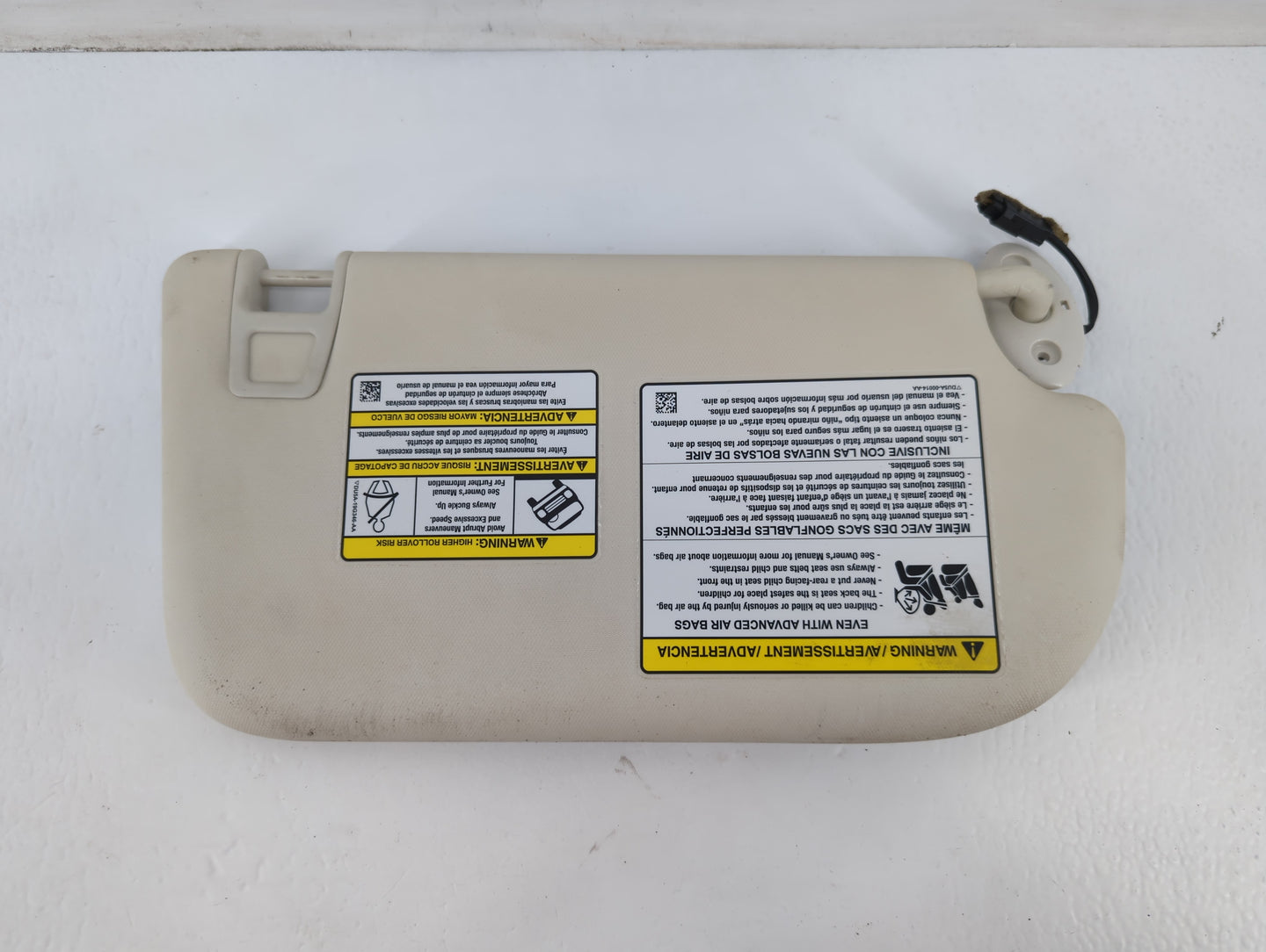 2013-2019 Ford Escape Sun Visor Shade Replacement Driver Left Mirror Fits Fits 2013 2014 2015 2016 2017 2018 2019 OEM Used Auto Parts - Oemusedautoparts1.com