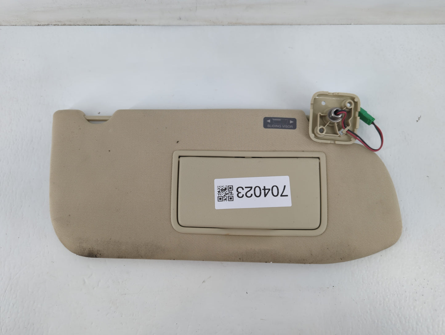 2013-2019 Lincoln Mkt Sun Visor Shade Replacement Passenger Right Mirror Fits OEM Used Auto Parts - Oemusedautoparts1.com