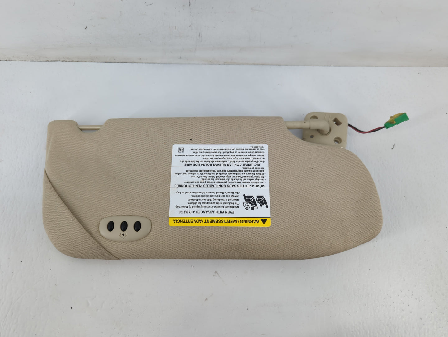 2013-2019 Lincoln Mkt Sun Visor Shade Replacement Driver Left Mirror Fits Fits 2010 2011 2012 2013 2014 2015 2016 2017 2018 2019 OEM Used Auto Parts - Oemusedautoparts1.com