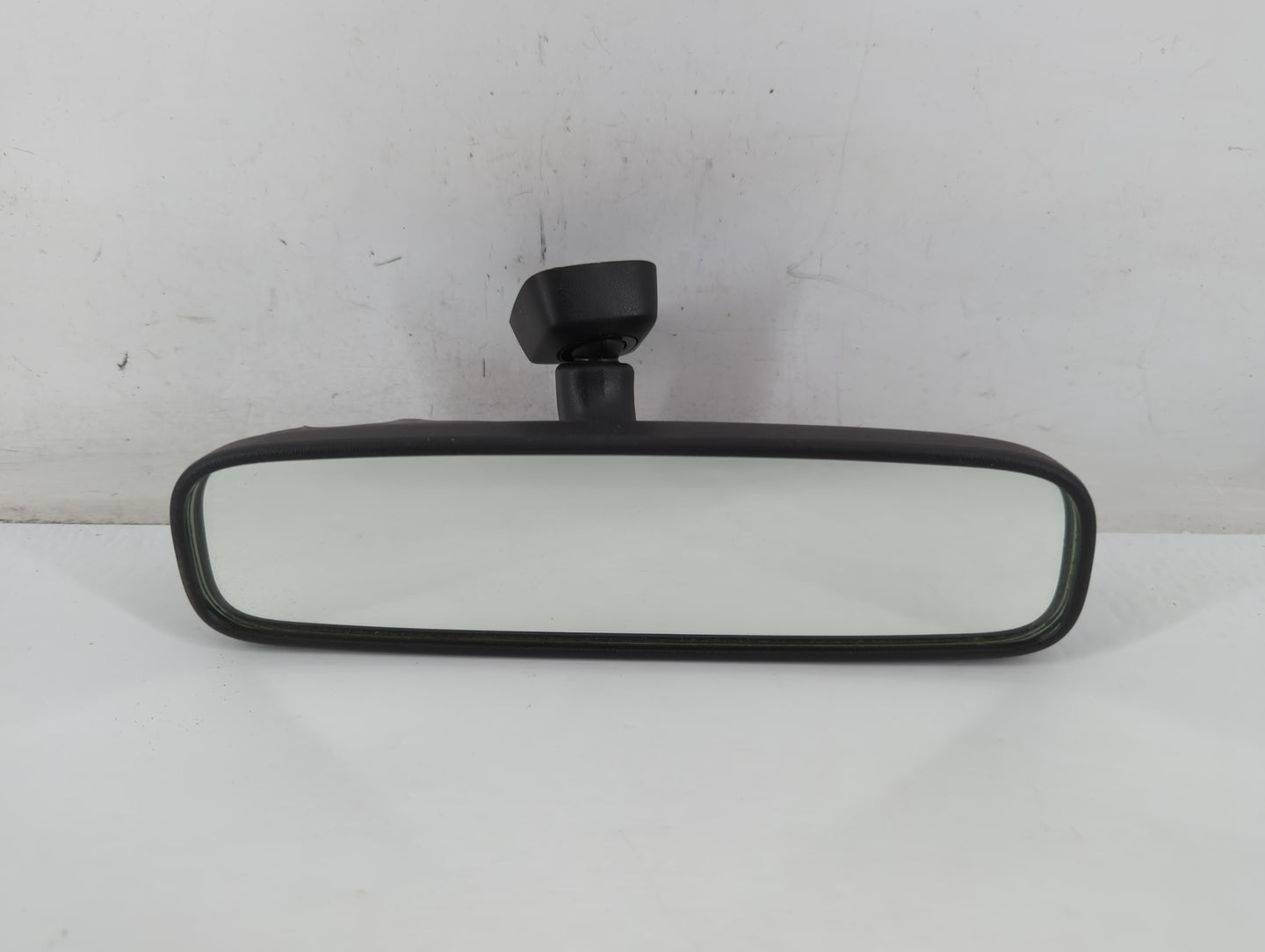 2014 Subaru Forester Interior Rear View Mirror Replacement OEM P/N:E4022197 Fits OEM Used Auto Parts - Oemusedautoparts1.com