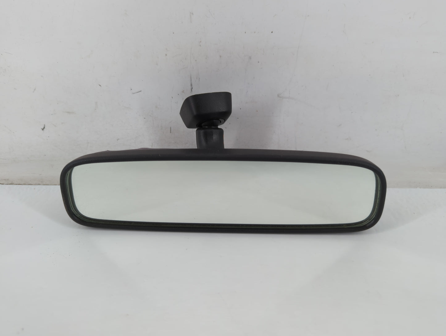 2014 Subaru Forester Interior Rear View Mirror Replacement OEM P/N:E4022197 Fits OEM Used Auto Parts - Oemusedautoparts1.com