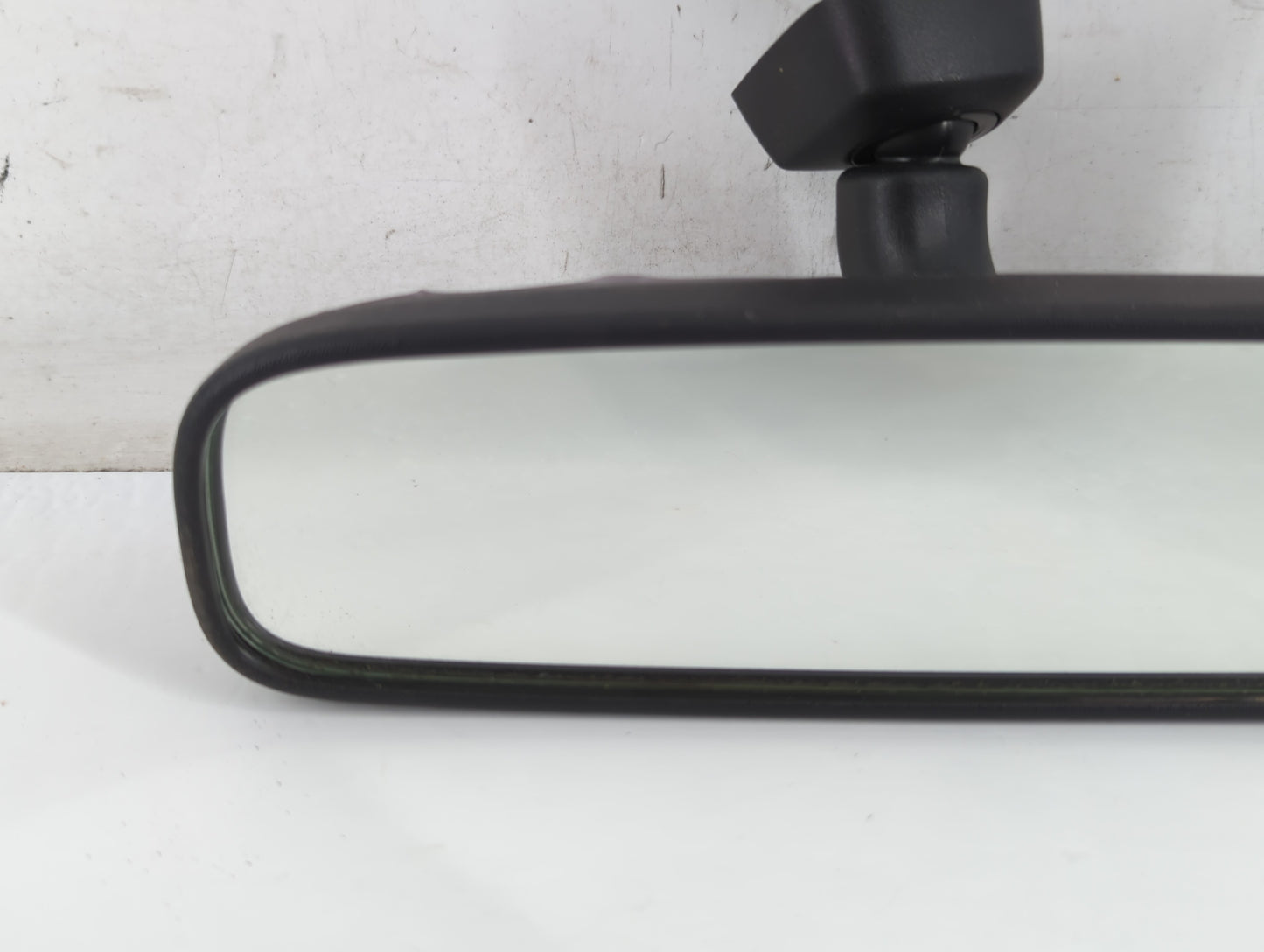2014 Subaru Forester Interior Rear View Mirror Replacement OEM P/N:E4022197 Fits OEM Used Auto Parts - Oemusedautoparts1.com