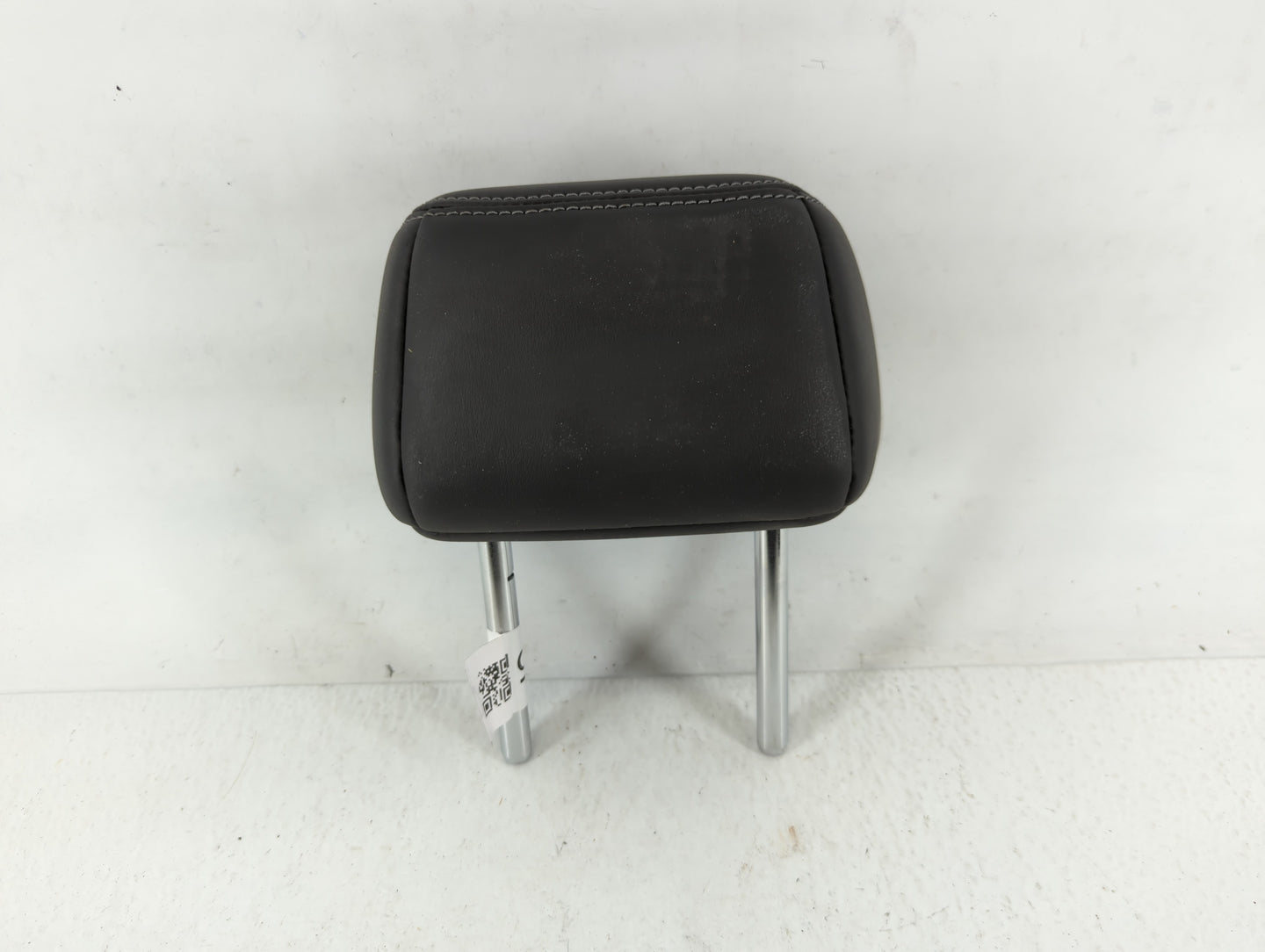 2019-2020 Infiniti Q50 Headrest Head Rest Rear Center Seat Fits Fits 2019 2020 OEM Used Auto Parts - Oemusedautoparts1.com