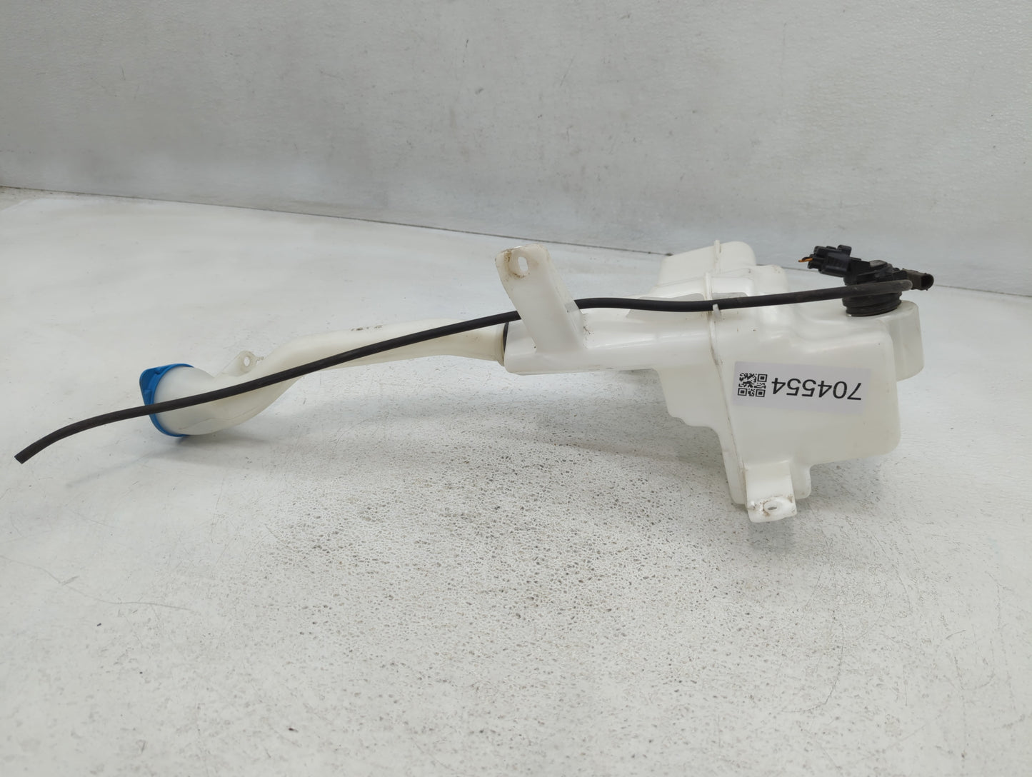 2012-2015 Honda Civic Windshield Washer Fluid Reservoir Bottle Oem - Oemusedautoparts1.com