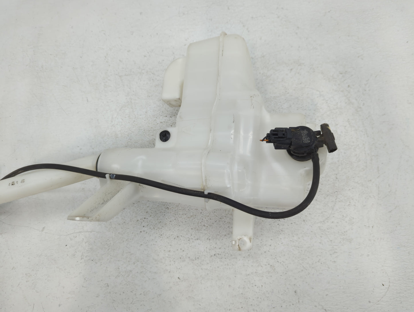 2012-2015 Honda Civic Windshield Washer Fluid Reservoir Bottle Oem - Oemusedautoparts1.com