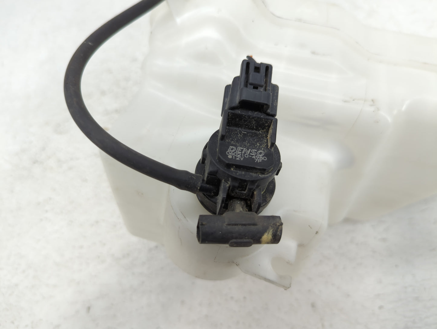 2012-2015 Honda Civic Windshield Washer Fluid Reservoir Bottle Oem - Oemusedautoparts1.com