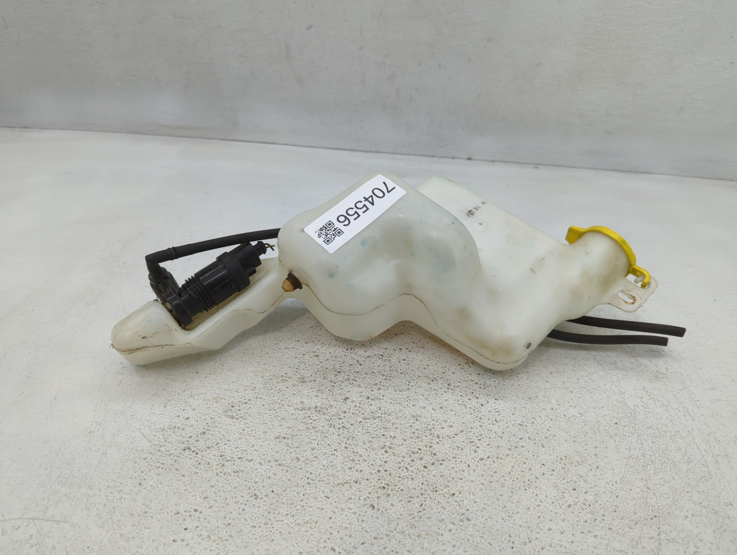 Jeep Compass Windshield Washer Fluid Reservoir Bottle Oem - Oemusedautoparts1.com