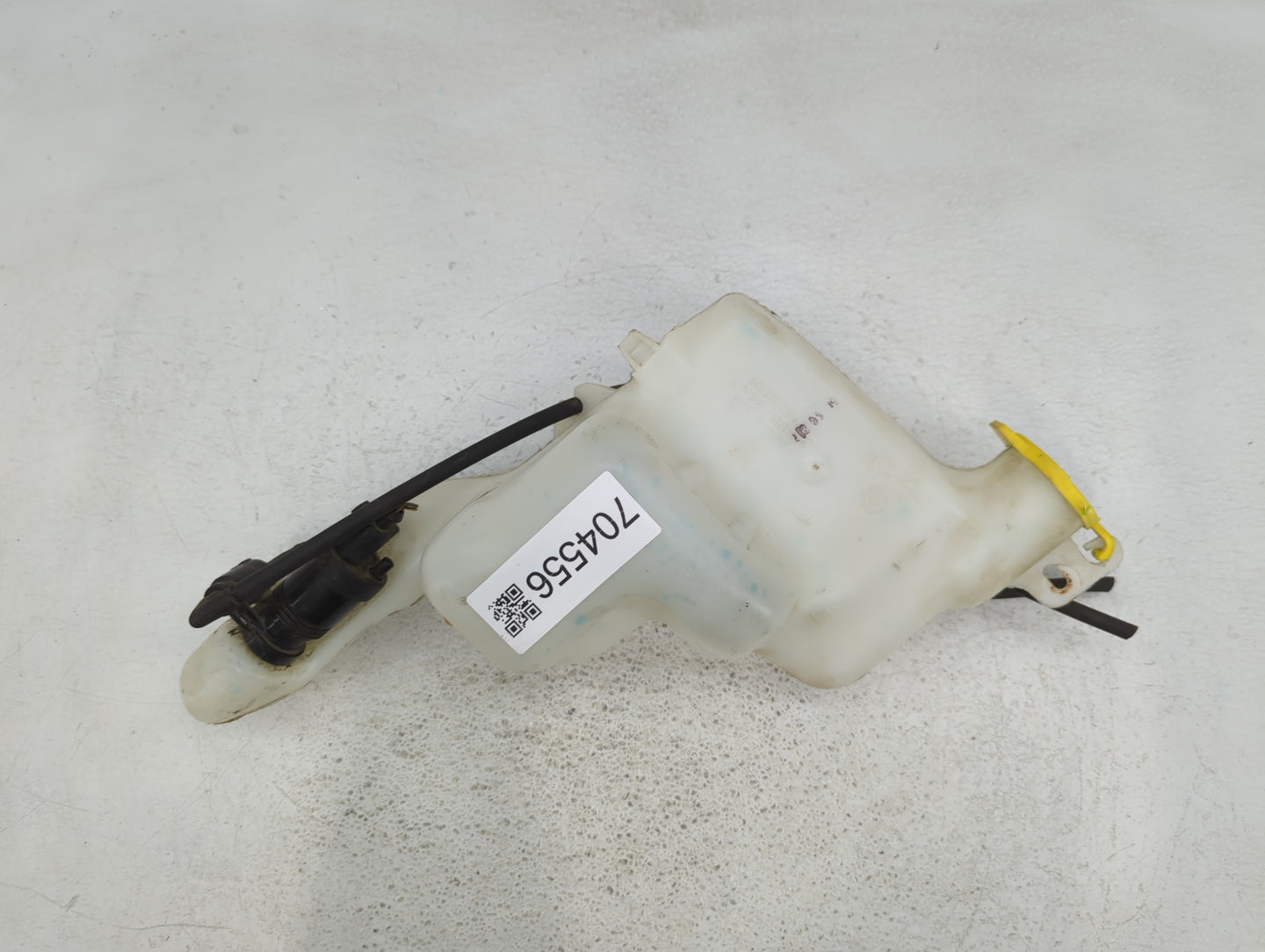 Jeep Compass Windshield Washer Fluid Reservoir Bottle Oem - Oemusedautoparts1.com