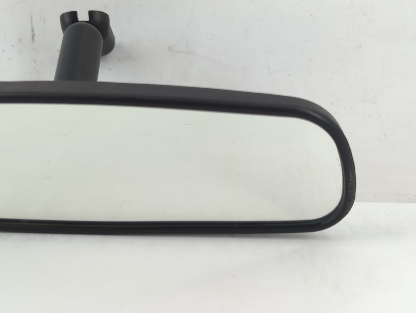 2017-2019 Ford Escape Interior Rear View Mirror Replacement OEM P/N:E11025617 E11015617 Fits Fits 2015 2016 2017 2018 2019 OEM Used Auto Parts - Oemusedautoparts1.com