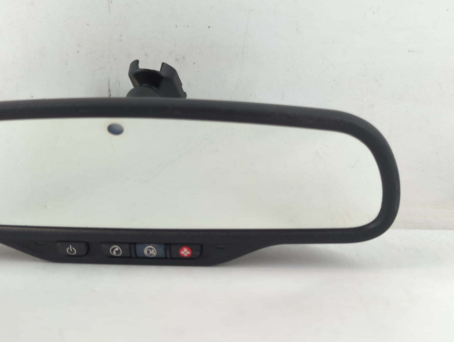 2009-2012 Buick Enclave Interior Rear View Mirror Replacement OEM P/N:E11025898 Fits Fits 2009 2010 2011 2012 2013 2014 OEM Used Auto Parts - Oemusedautoparts1.com