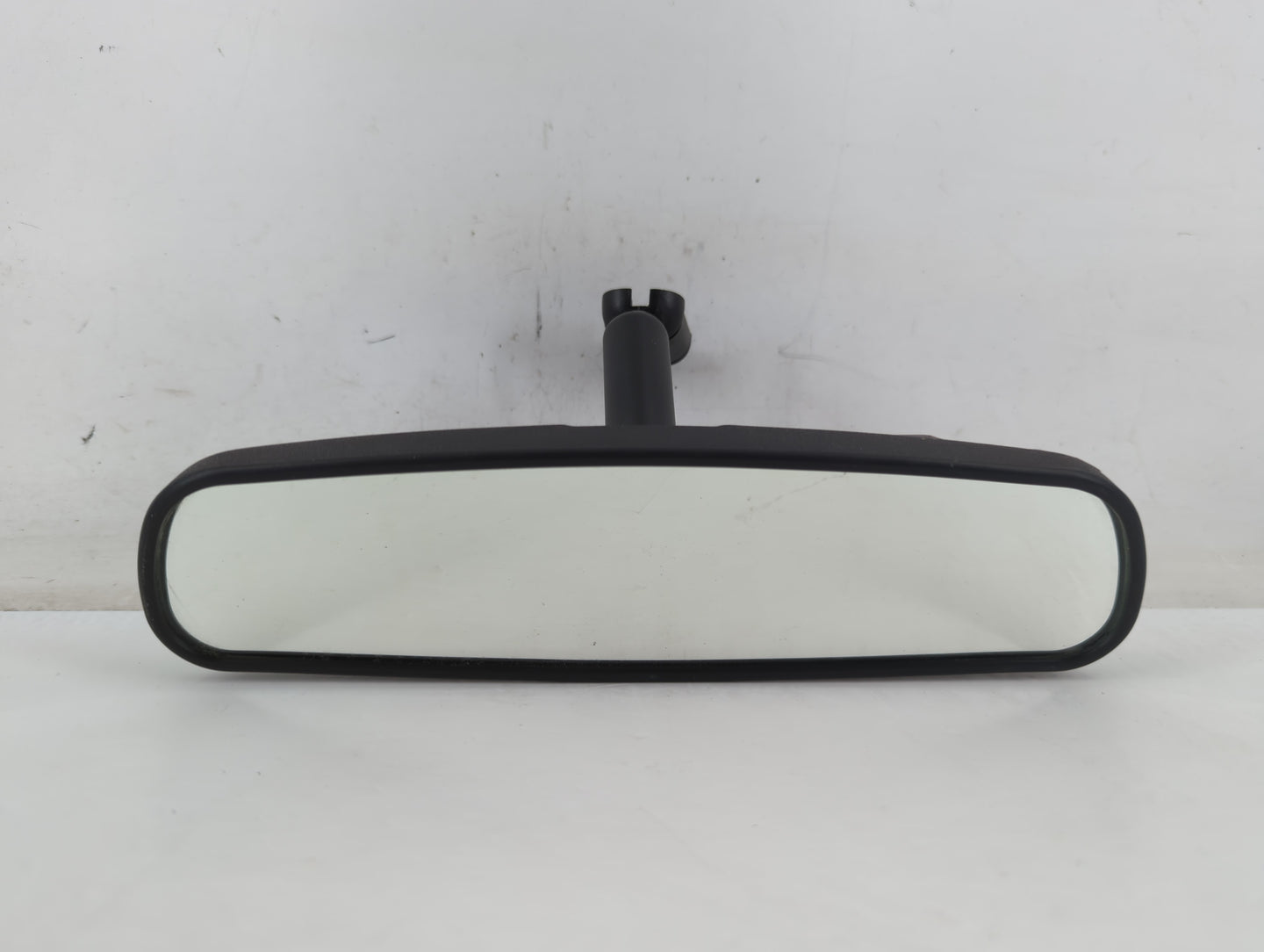 2001-2016 Ford Escape Interior Rear View Mirror Replacement OEM P/N:E8011681 Fits OEM Used Auto Parts - Oemusedautoparts1.com